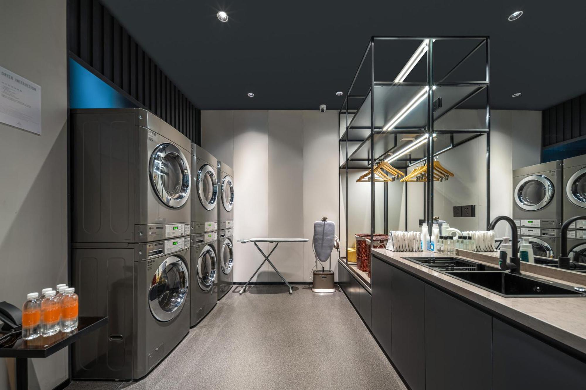 Lavande Hotel 4*