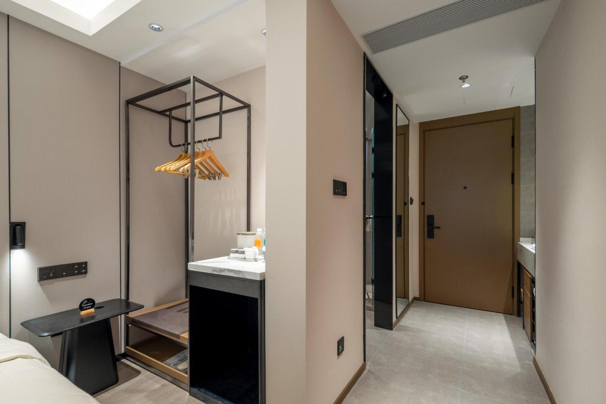 Atour Hongqiao Xinzhuang Business District Hotel